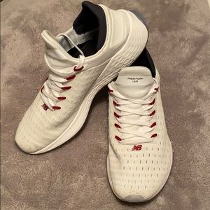 New Balance Freah Foam LAZR Men’s White Size 11